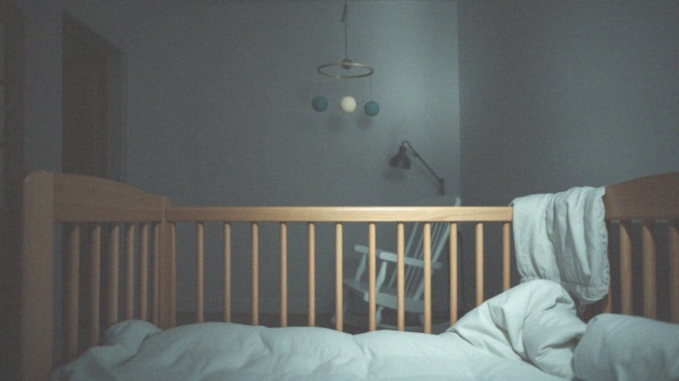 Jak ząbkowanie wpływa na nocne pobudki niemowlęcia?